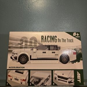 American Eagle Outfitters Racing On The Track Building Set - White